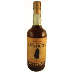 Botella antigua brandy capa negra